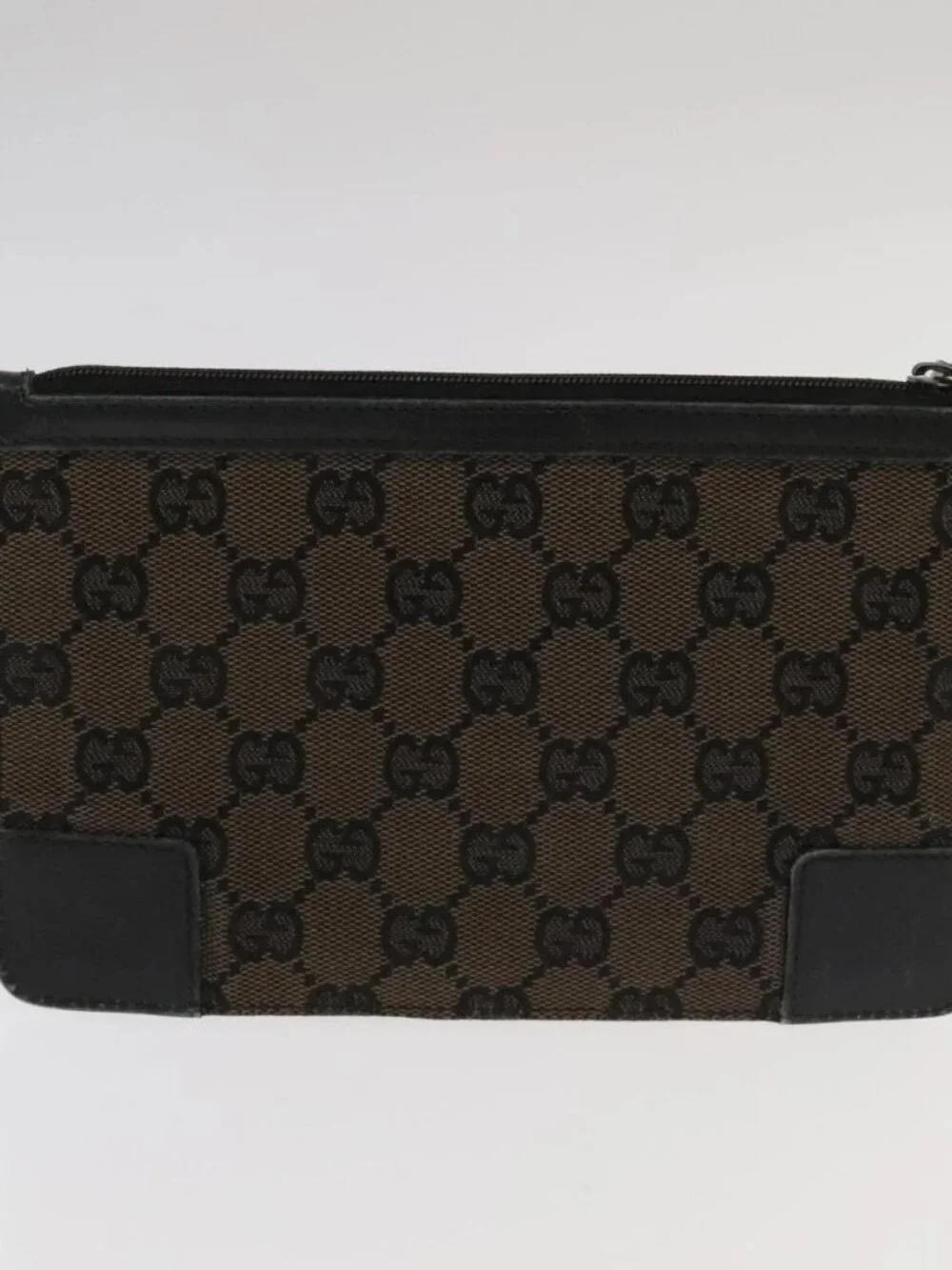 Gucci brand	gucci color	black